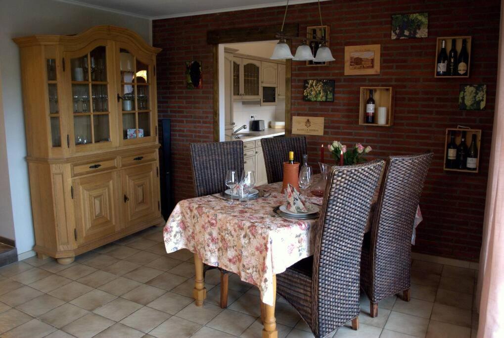 Casavitis Erholung Am Weinberg Apartment Lontzen Ngoại thất bức ảnh